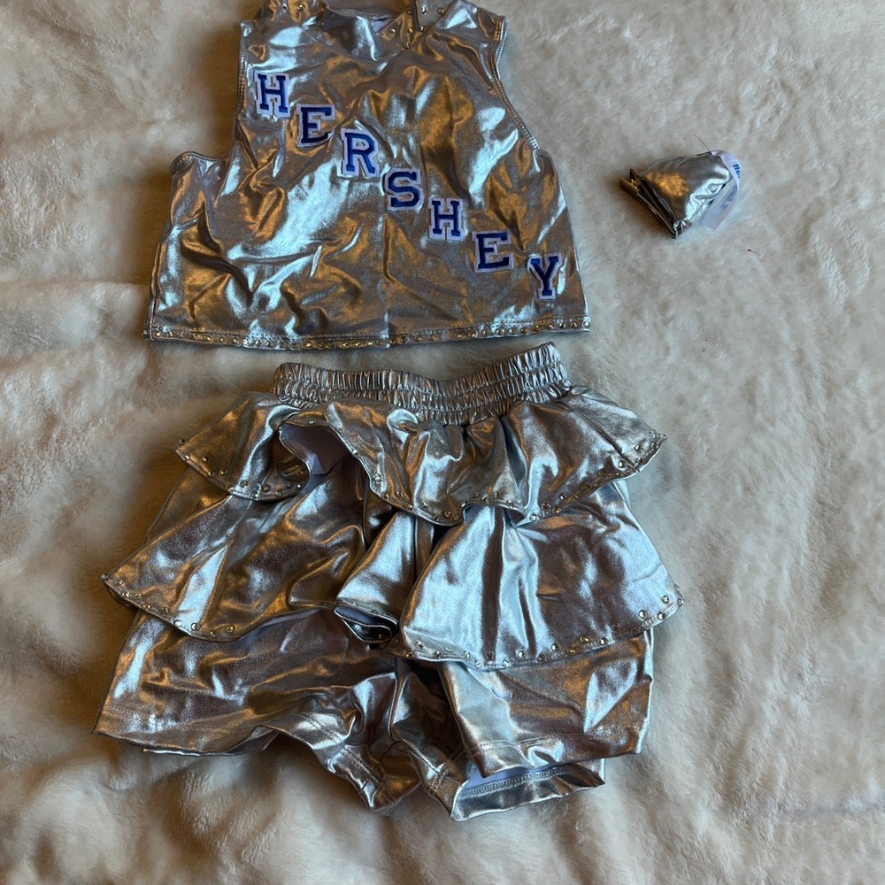 Silver “HERSHEY” Jazz Dance Costume 2-Piece w/ Ruffle Shorts & Hair Clip